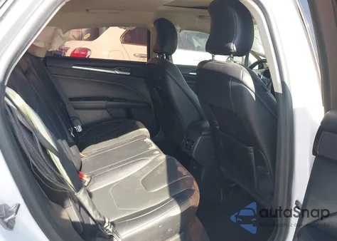 2019 Ford Fusion Energi Titanium from USA, damaged, VIN 3FA6P0SU4KR216304